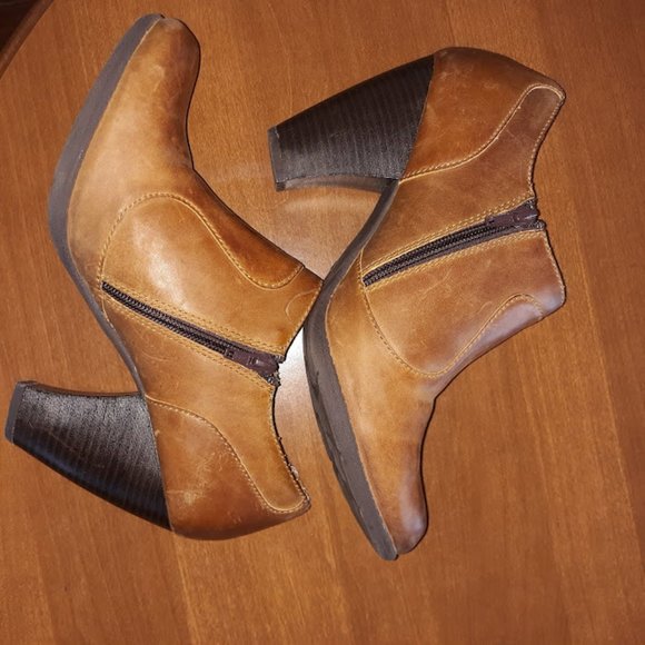 boc Shoes - BOC Born Concept Brown Leather Booties Size 10